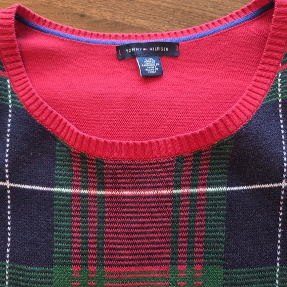 NWT Tommy Hilfiger Tartan Plaid Sweater Dress Red Green Holiday Size L - Picture 5 of 9